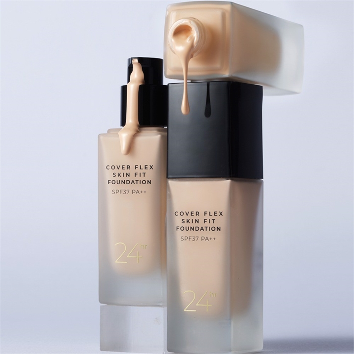 BOM Kem nền che khuyết điểm Cover Flex Skin Fit Foundation 3